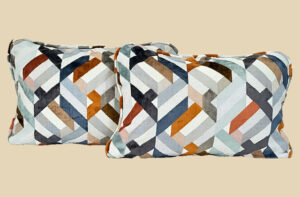 ensemble coussins patchwork couleurs et tissus : 2 coussins