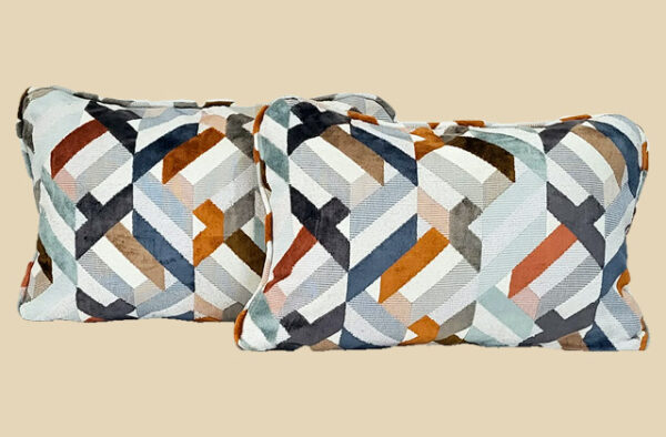 ensemble coussins patchwork couleurs et tissus : 2 coussins